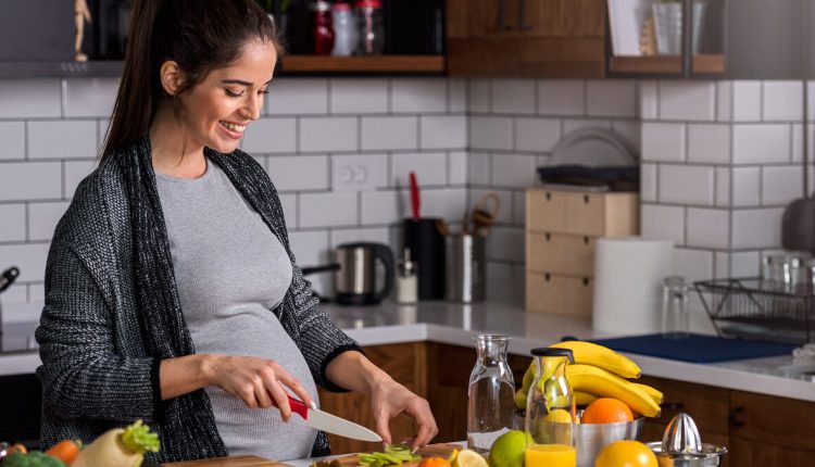 التغذية أثناء الحمل