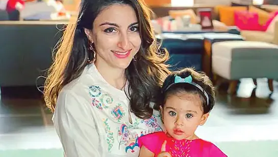 سهى علي خان وابنتها