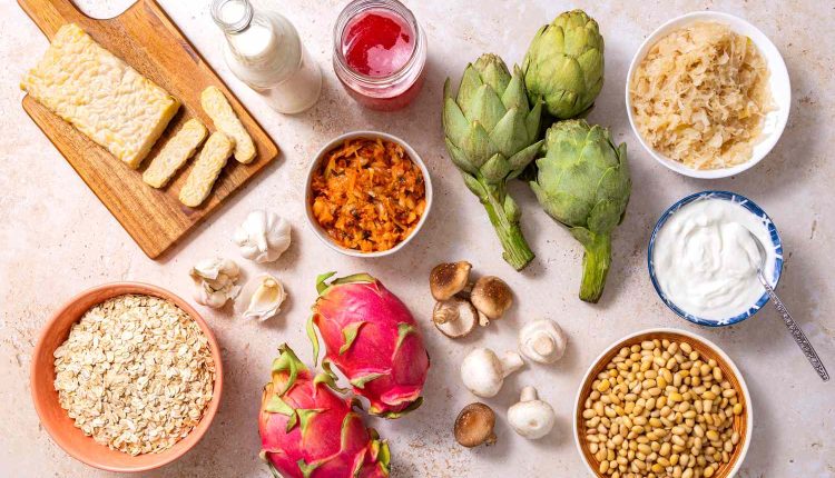 أطعمة مفيدة تساعد على تحسين ميكروبيوم الأمعاء