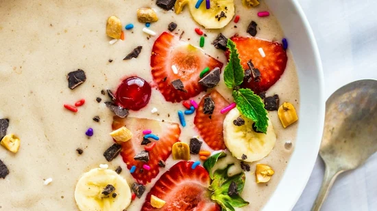 كاسترد الفواكه الطازجة