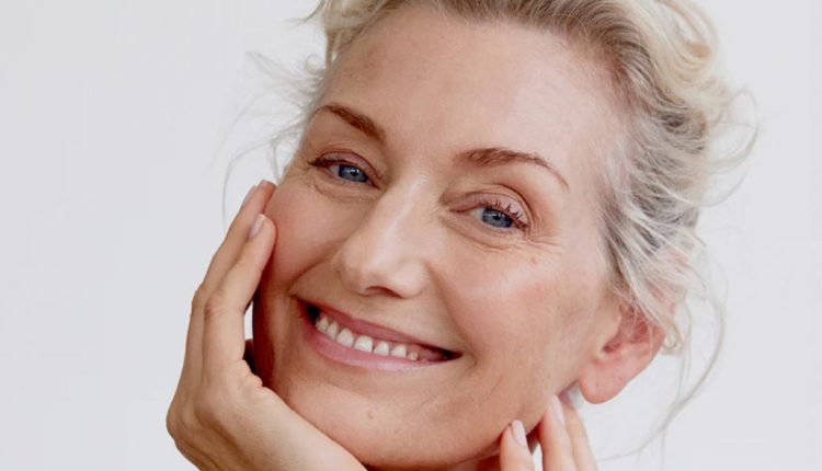 تبدو أكبر عمرا