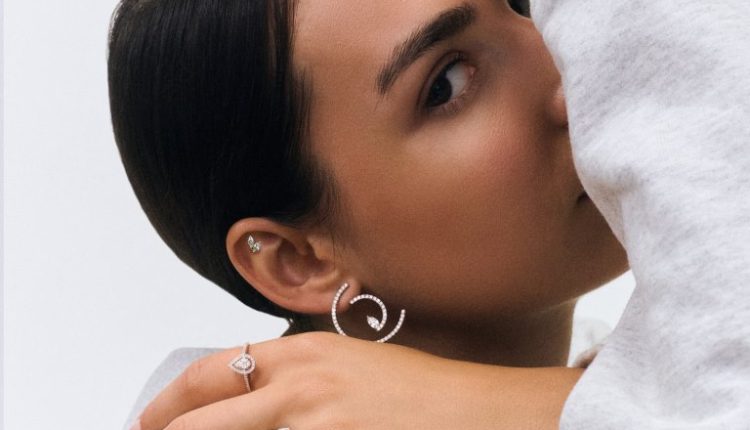 Djula للمجوهرات تفتتح وجهتها الجديدة في دبي مول