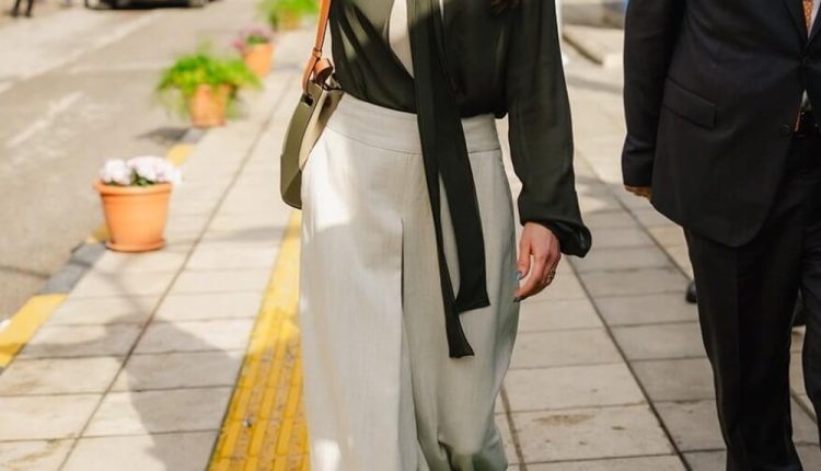 البنطال واسع الساق خيار مفضل لصاحبات الموضة