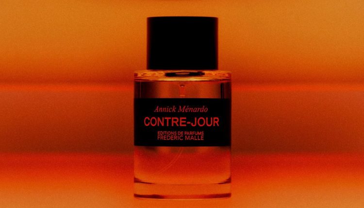 أناقة السوسن والبخور في عطر Contre-Jour الجديد