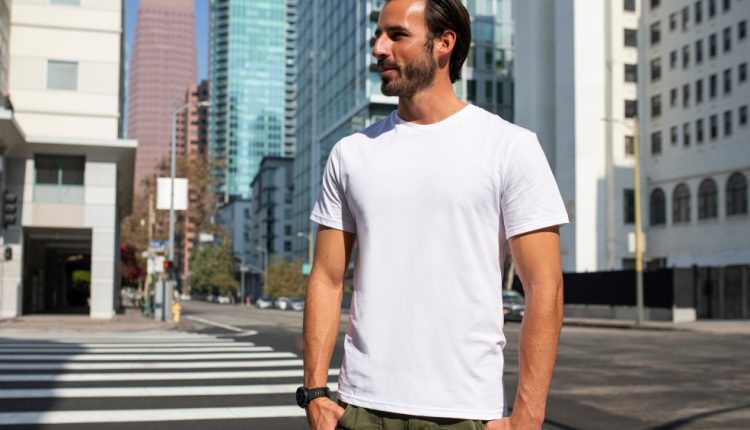 أفضل التيشرتات البيضاء لهذا العام