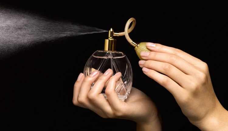 رش العطر