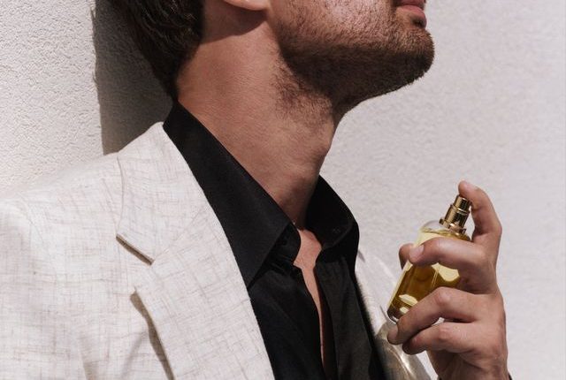 نفحة صيفية أكثر كثافة: دولتشي أند غابانا تكشف عن عطر Light Blue EDP المُركّز