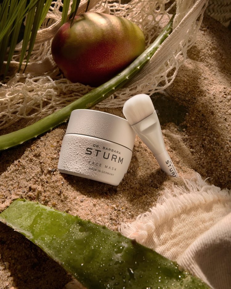 Dr. Barbara Sturm تطلق SUMMER KIT 2026 للسفر