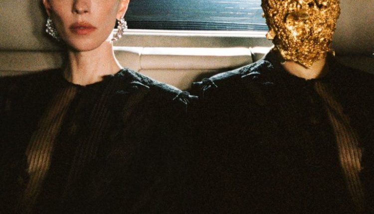 السرية تلتقي بالأناقة.. نظرة أولى على تشكيلة Maison Margiela لخريف وشتاء 2026
